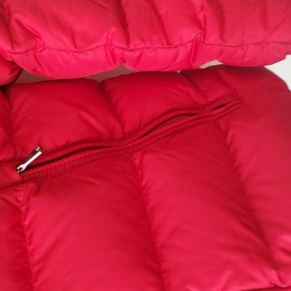 Moncler jacket size 10 with feathers hat around the hat - Picture 4 of 15